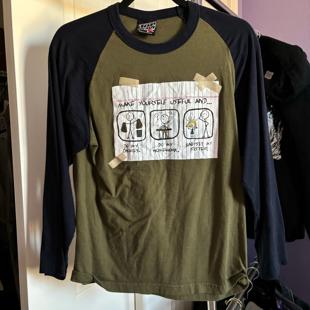 Funny graphic baseball tee Top Heavy